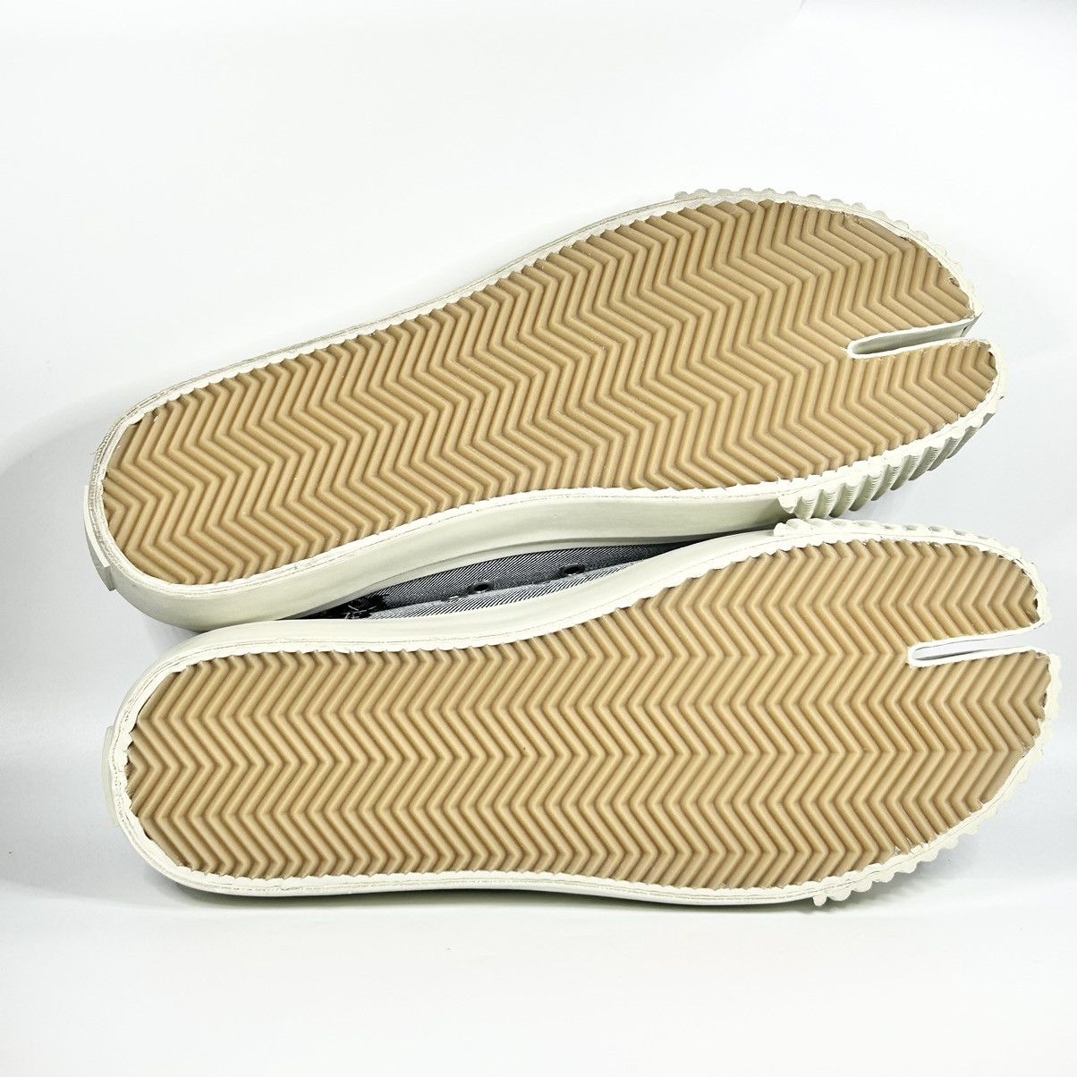 Maison Margiela New Maison Margiela Low Top Sneakers Mens Size 9US Size US 9 / EU 42 - 6 Thumbnail