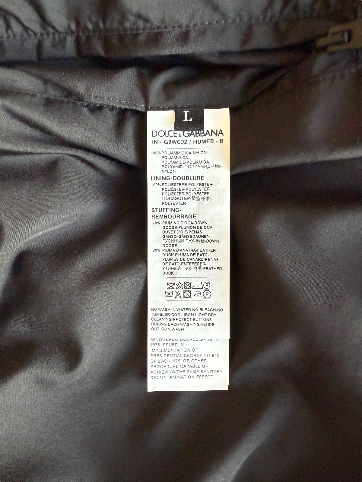 Dolce & Gabbana Dolce & Gabbana All-Over Button Vest Size US L / EU 52-54 / 3 - 4 Thumbnail