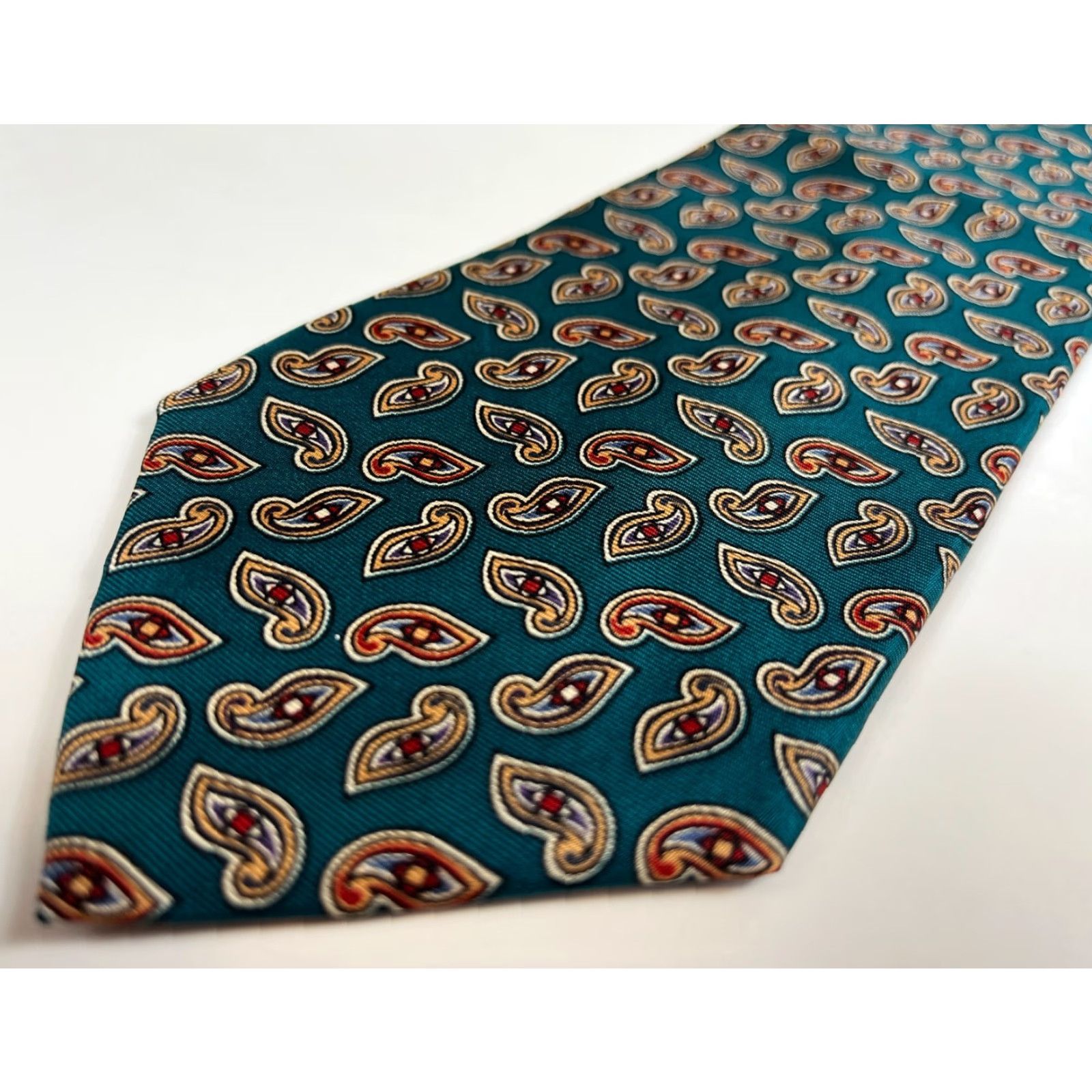 Brooks Brothers VINTAGE Brooks Brothers Tie Men’s Silk Paisley 58.25" 3.75" Wide Green Silk Made in USA Men’s Vintage Silk Tie Size ONE SIZE - 6 Thumbnail