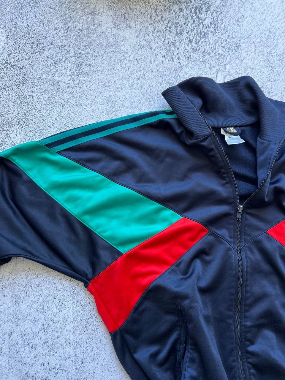 Adidas × Vintage Vintage Adidas Track Jacket Very Rare Retro Size US M / EU 48-50 / 2 - 13 Thumbnail