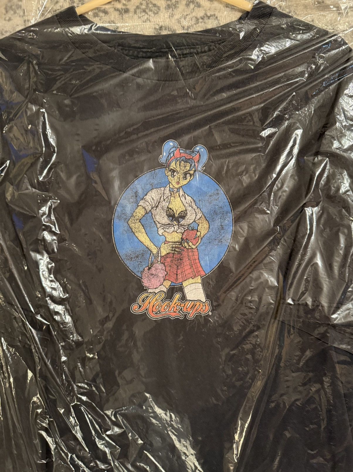 Hook-Ups VINTAGE HOOK-UPS SCHOOL GIRL T-SHIRT Size US XL / EU 56 / 4 - 1 Thumbnail
