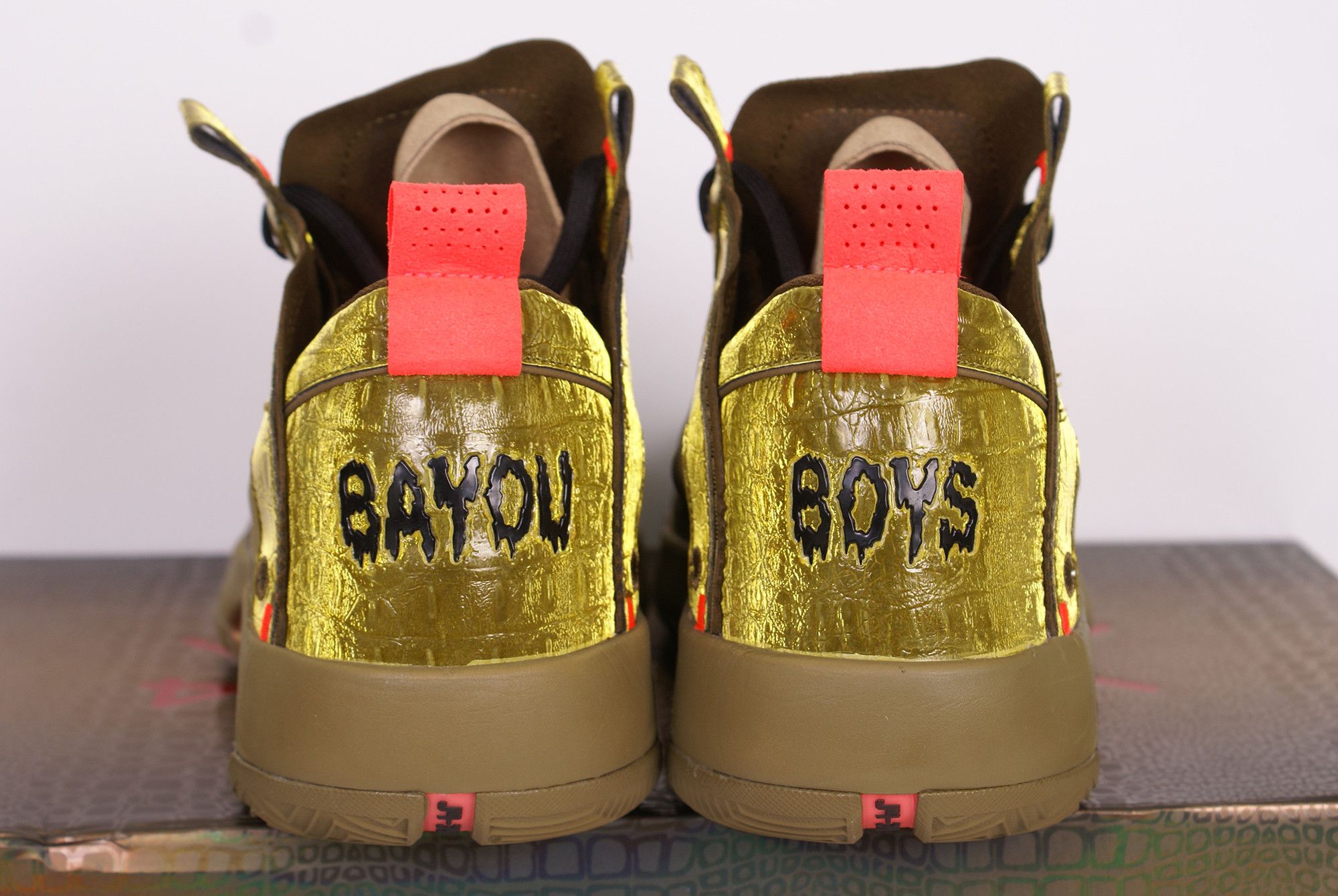 Jordan Brand 2020 Zion Williamson x Air Jordan 34 BAYOU BOYS DA1897 300 Size US 12 / EU 45 - 6 Thumbnail