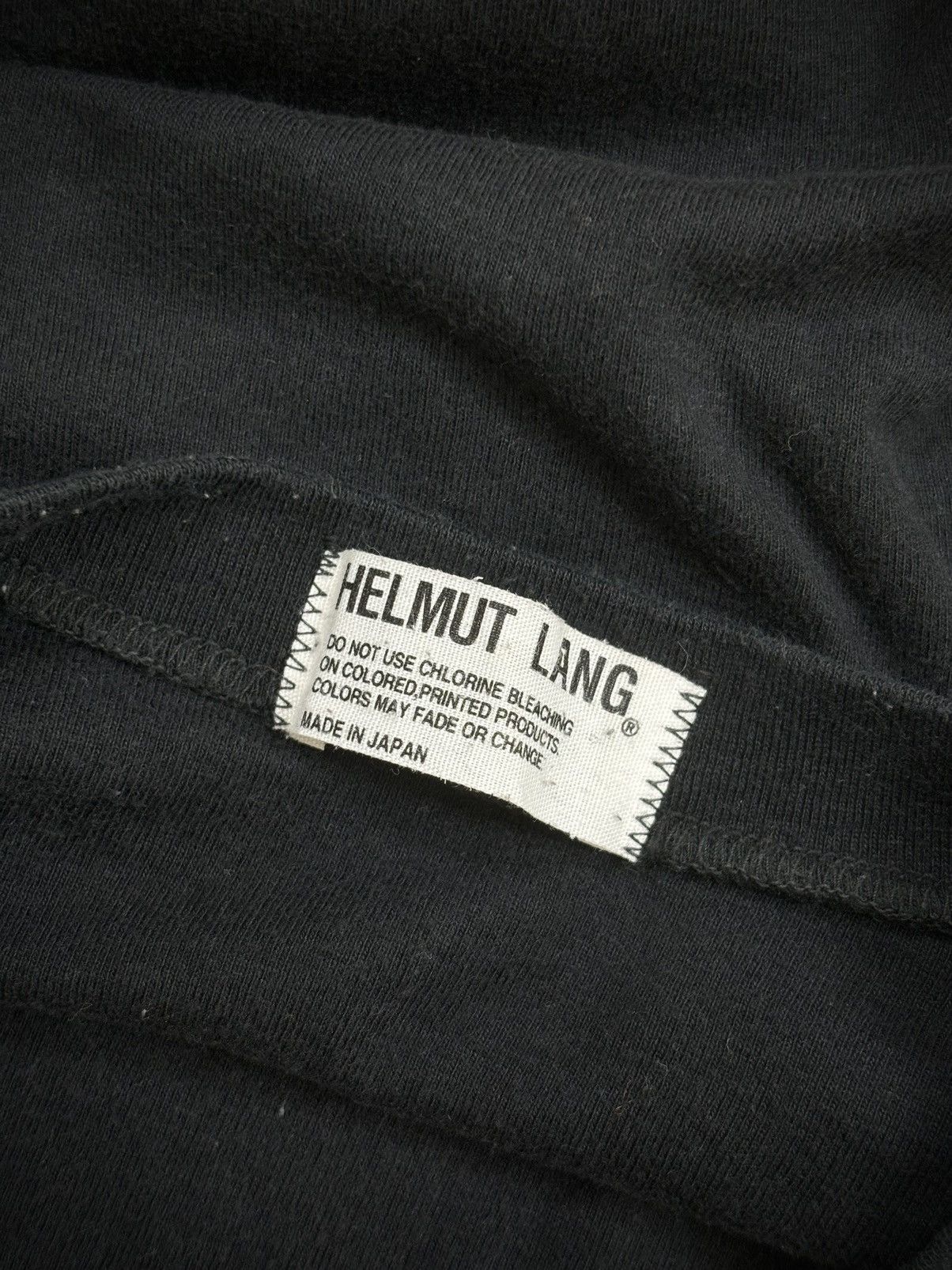 2000’s Helmut Lang - Japanese Archive V-Neck Tshirt 🇯🇵