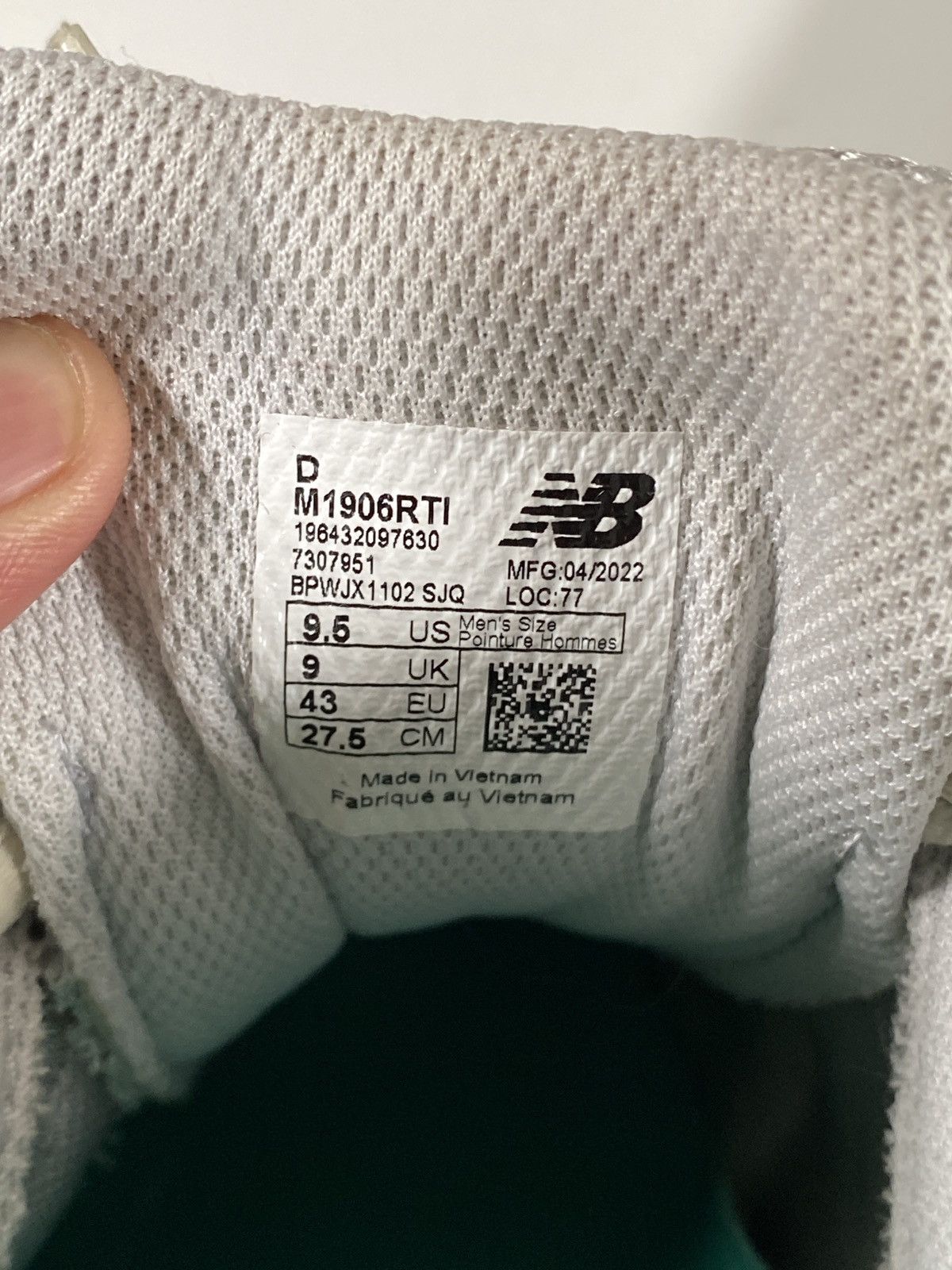 New Balance × thisisneverthat M1906RTI New Balance x thisisneverthat Size US 9.5 / EU 42-43 - 6 Thumbnail