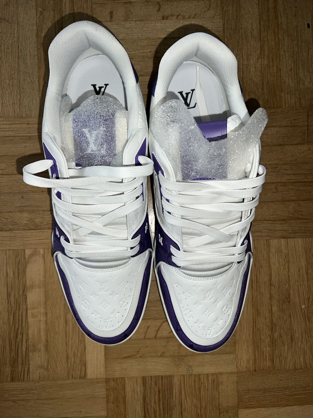 Louis Vuitton LV TRAINER SNEAKER Size US 11 / EU 44 - 3 Thumbnail