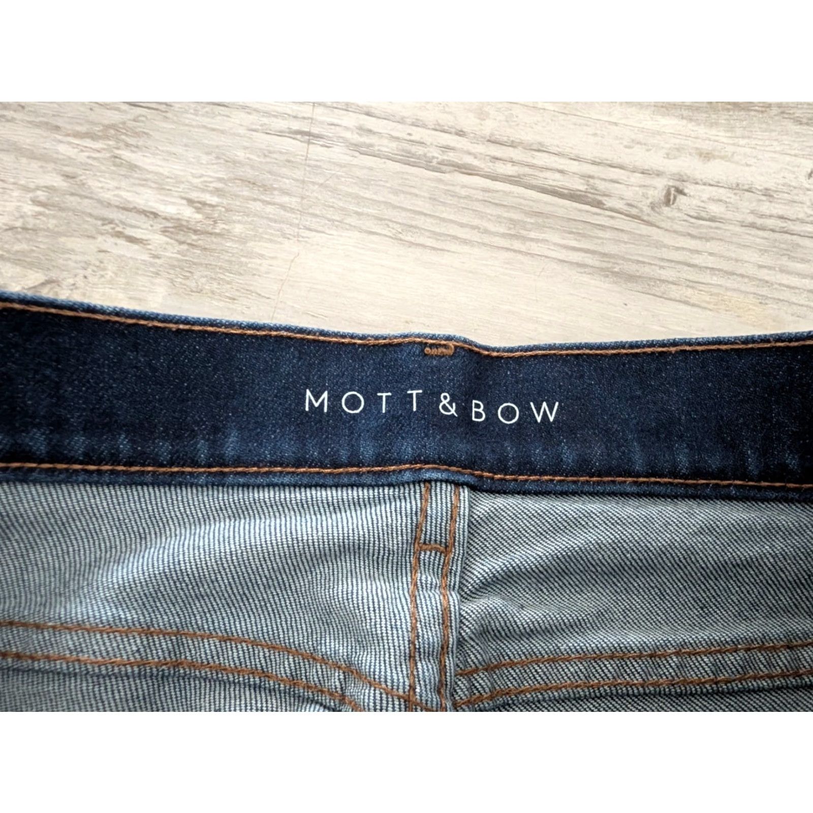 Mott & Bow Mott & Bow Ludlow Boyfriend Jeans Dark Wash Stretch Denim Women’s 28x32 EUC Size 28" / US 6 / IT 42 - 6 Thumbnail