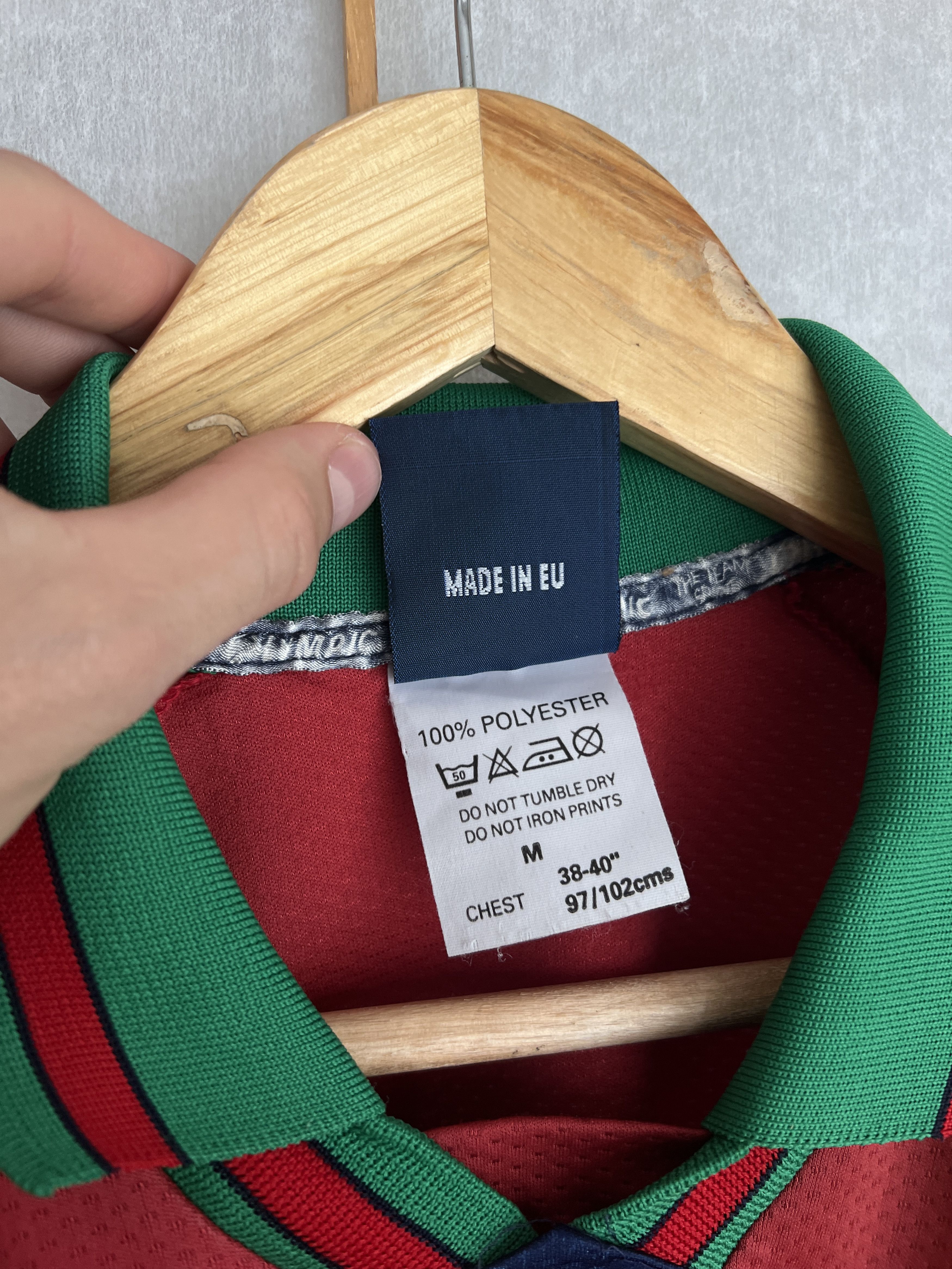 Vintage Rare! Olympic FC Portugal 1996 home football jersey soccer Size US M / EU 48-50 / 2 - 15 Thumbnail