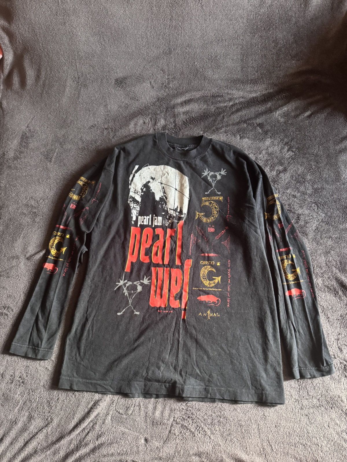 Vintage Pearl Jam vintage long sleeve 1991 RARE Size US L / EU 52-54 / 3 - 1 Thumbnail