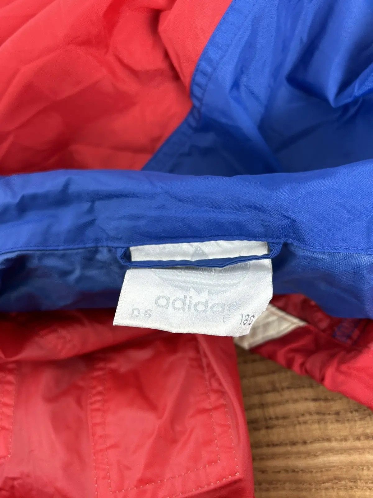 Adidas 90s Vintage Bayern Munchen Packable 1993/94 Rain Jacket Size US L / EU 52-54 / 3 - 14 Thumbnail