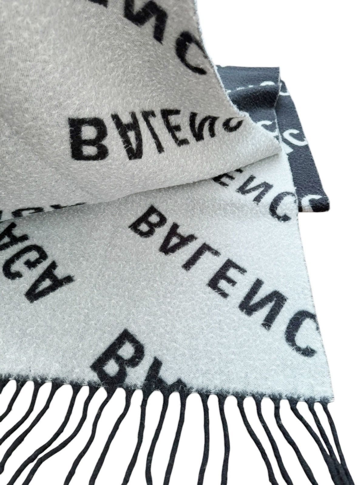 Balenciaga $1,195 Allover Logo Giant Wool Scarf Size ONE SIZE - 3 Thumbnail