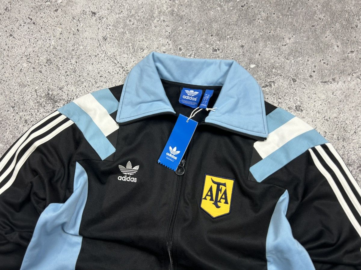 Adidas Argentina 00s Tracksuit Messi DSWT Size US L / EU 52-54 / 3 - 5 Thumbnail