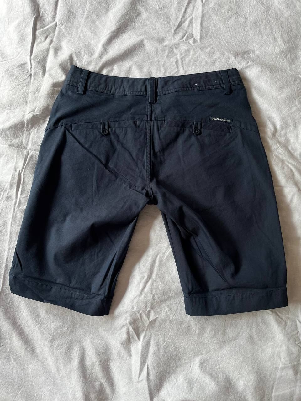 Peak Performance Peak Performance navy blue women's golf shorts Size 29" - 2 Thumbnail