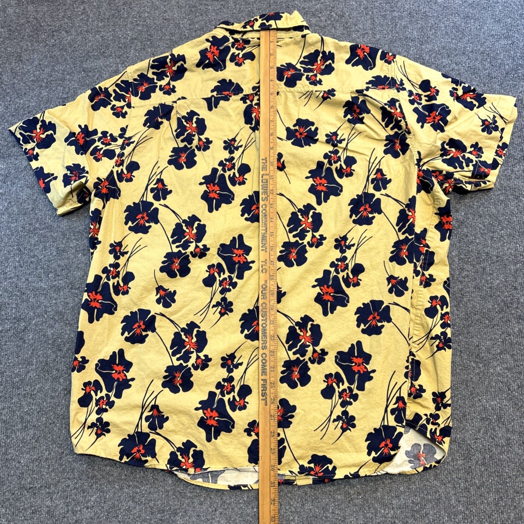 Hurley Hurley Men’s Short Sleeve Woven Patio Shirt XXL Maple Cream Multicolor Button‑Up Collared 98% Cotton 2% Spandex Size US XXL / EU 58 / 5 - 6 Thumbnail