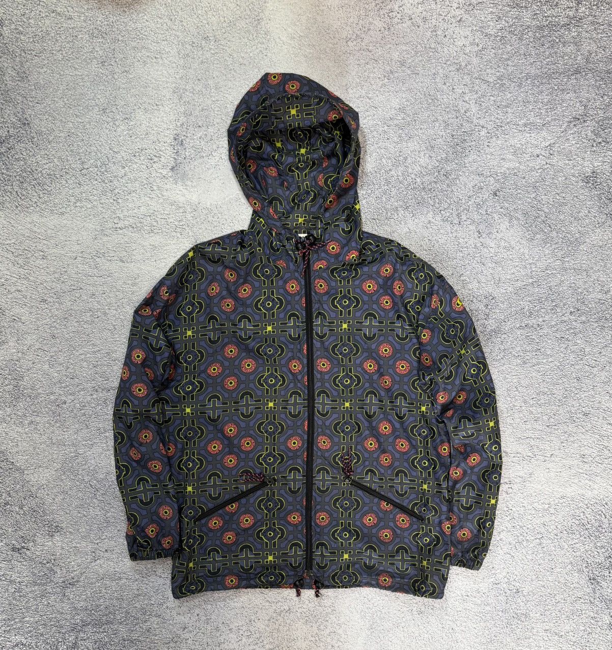 Adidas Adidas Vintage Men Windbreaker Jacket Hooded Retro Pattern M Size US M / EU 48-50 / 2 - 4 Thumbnail