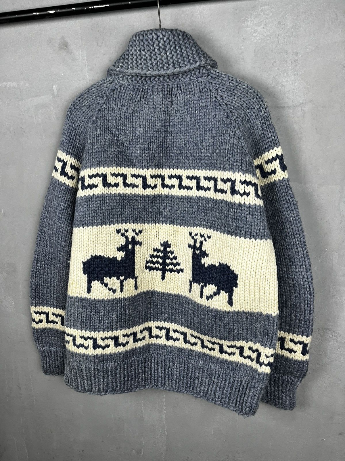 Vintage Aurora Boreaus sweater Canada vintage 80s Size US M / EU 48-50 / 2 - 8 Thumbnail
