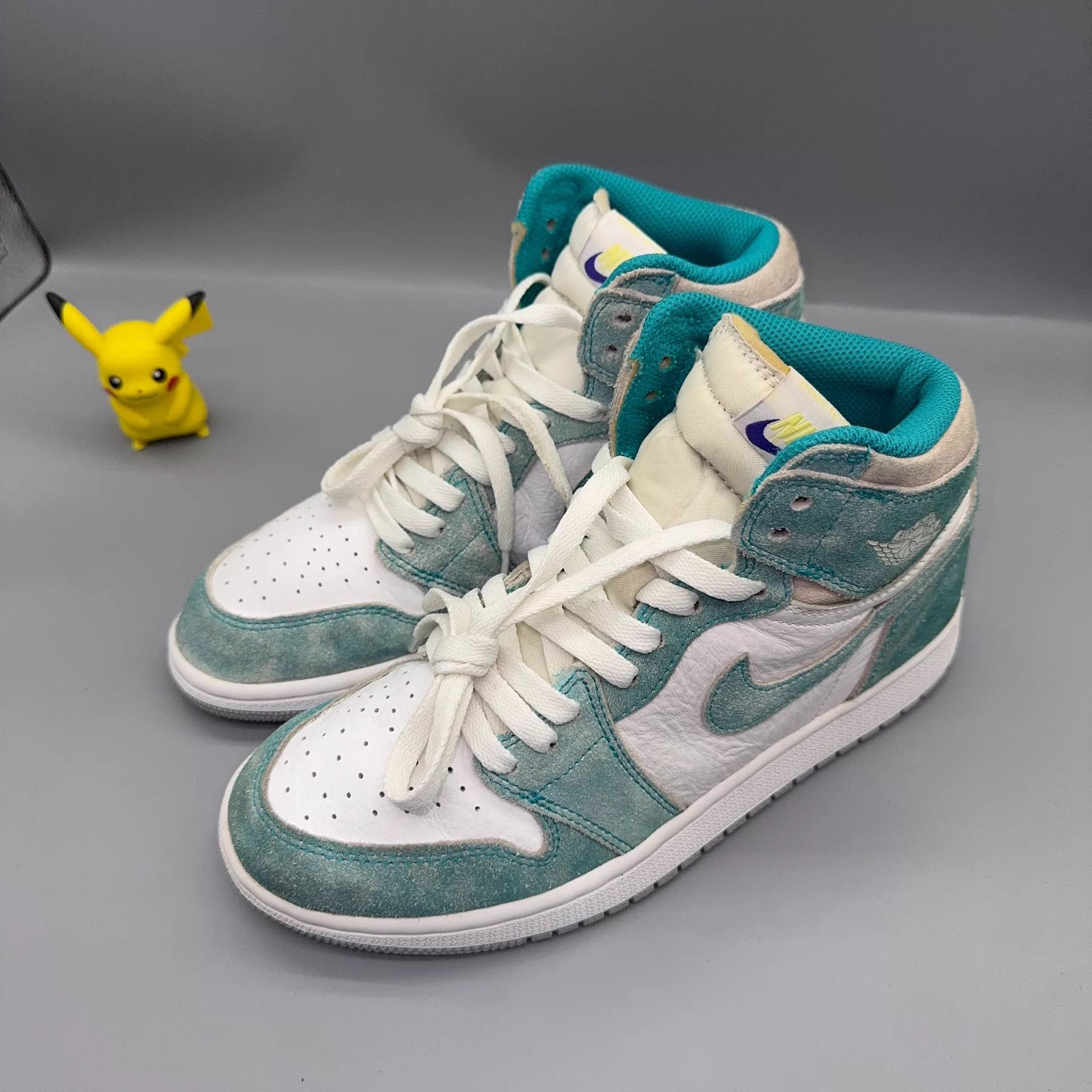 Nike Jordan AJ1 Tiffany Green 38.5 Size US 6.5 / IT 36.5 - 1 Thumbnail