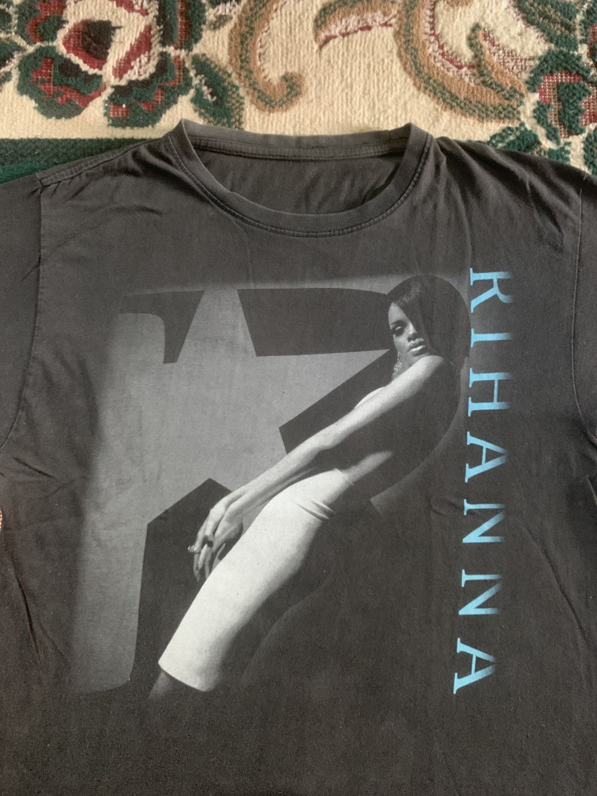 Vintage Vintage Rihanna Size US M / EU 48-50 / 2 - 6 Thumbnail