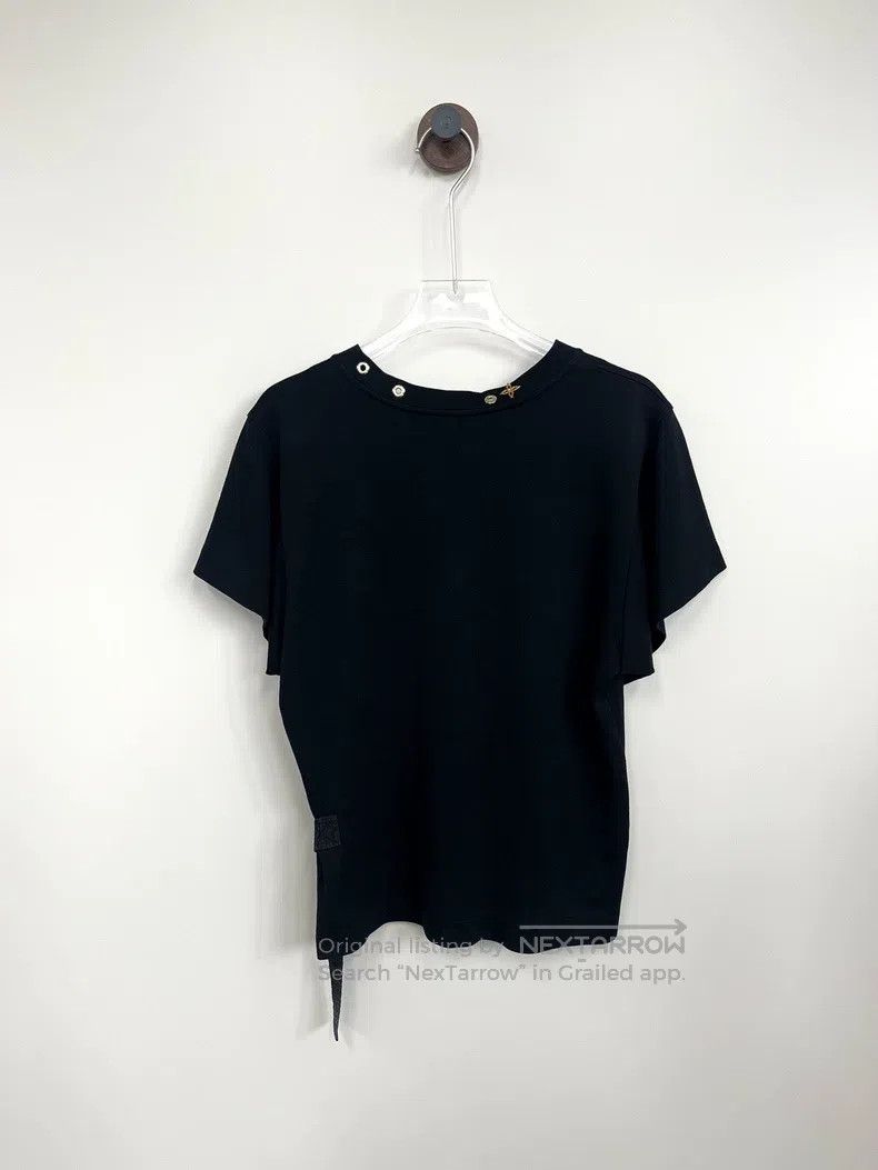 Louis Vuitton Louis Vuitton Black neckline metal logo short sleeve Size XS / US 0-2 / IT 36-38 - 2 Thumbnail