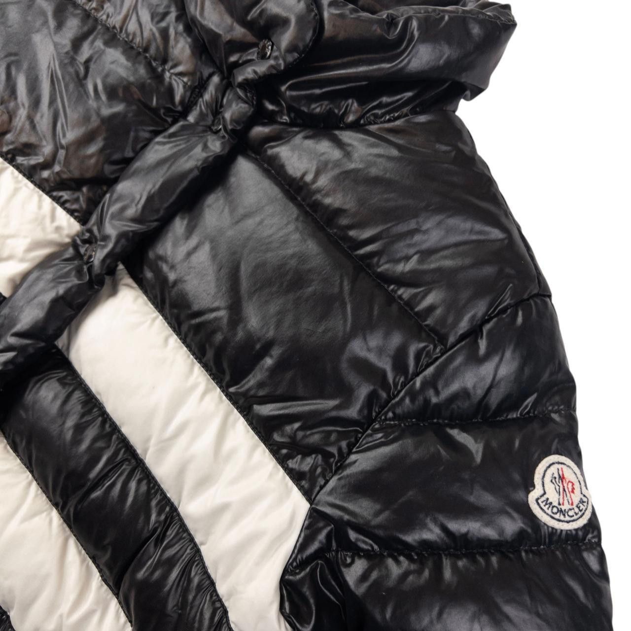 Moncler Vintage Moncler Cropped Puffer Jacket Womens Size S Size XS / US 0-2 / IT 36-38 - 3 Thumbnail