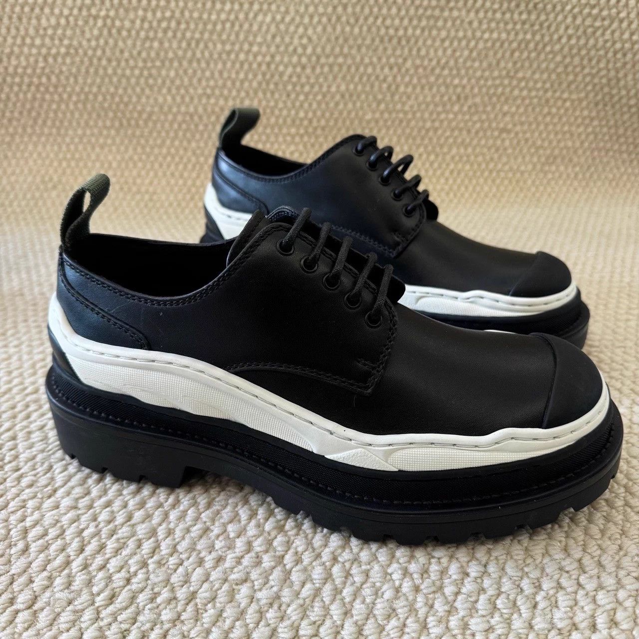Dior Sacai x DIOR and Sacai comfortable everyday casual shoes Size US 5 / EU 37 - 6 Thumbnail
