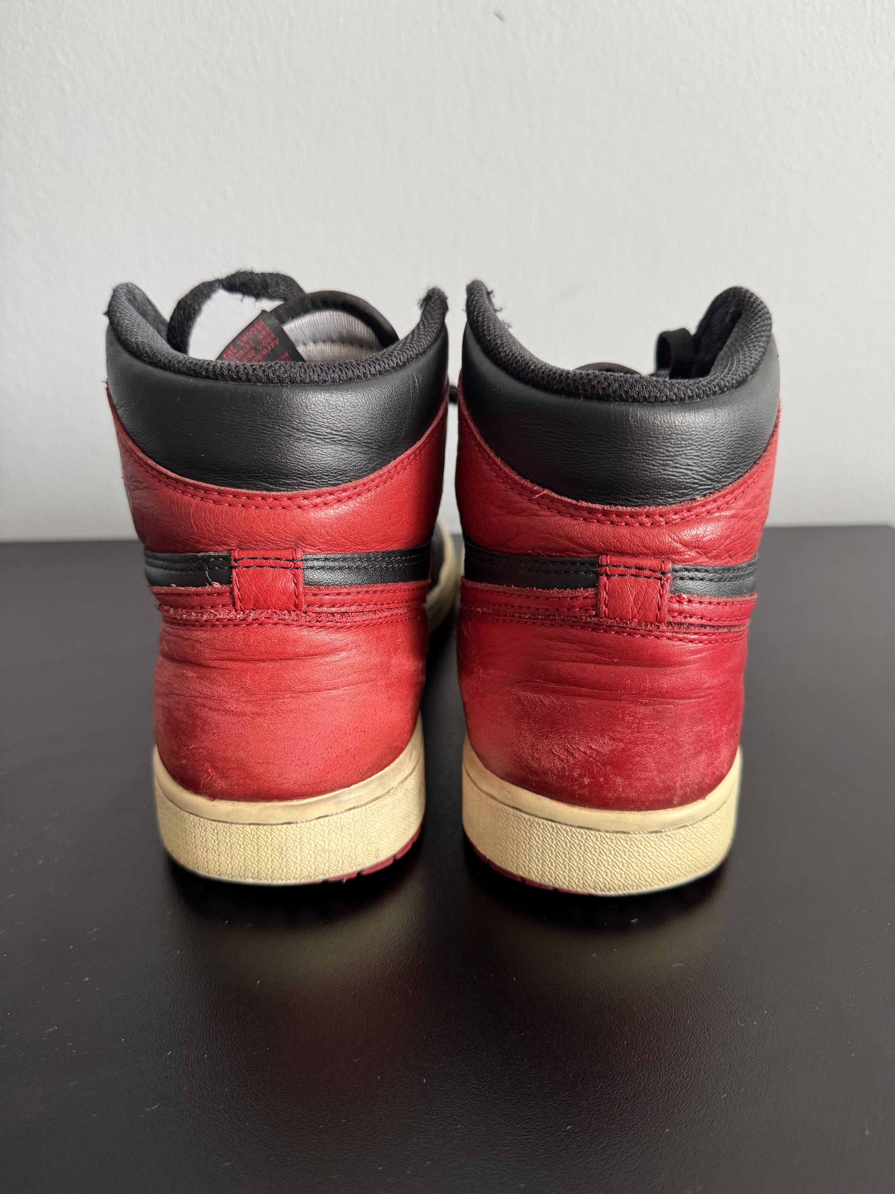 Nike Nike Air Jordan 1 Retro High Bred Banned 2016 OG Red Black Size US 9 / EU 42 - 2 Thumbnail