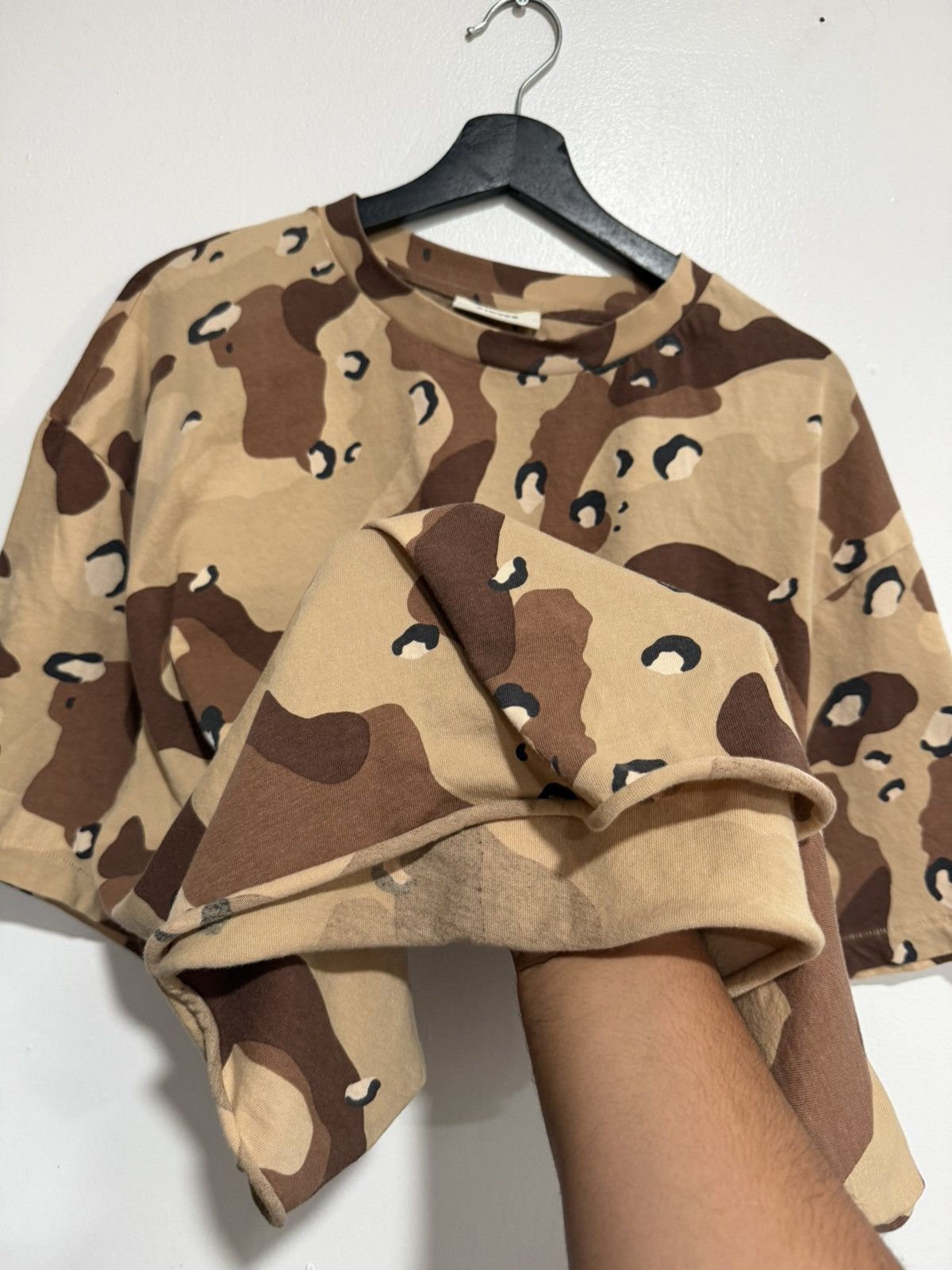 Elwood Elwood Oversized Crop Desert Camo Shirt Size US XL / EU 56 / 4 - 6 Thumbnail