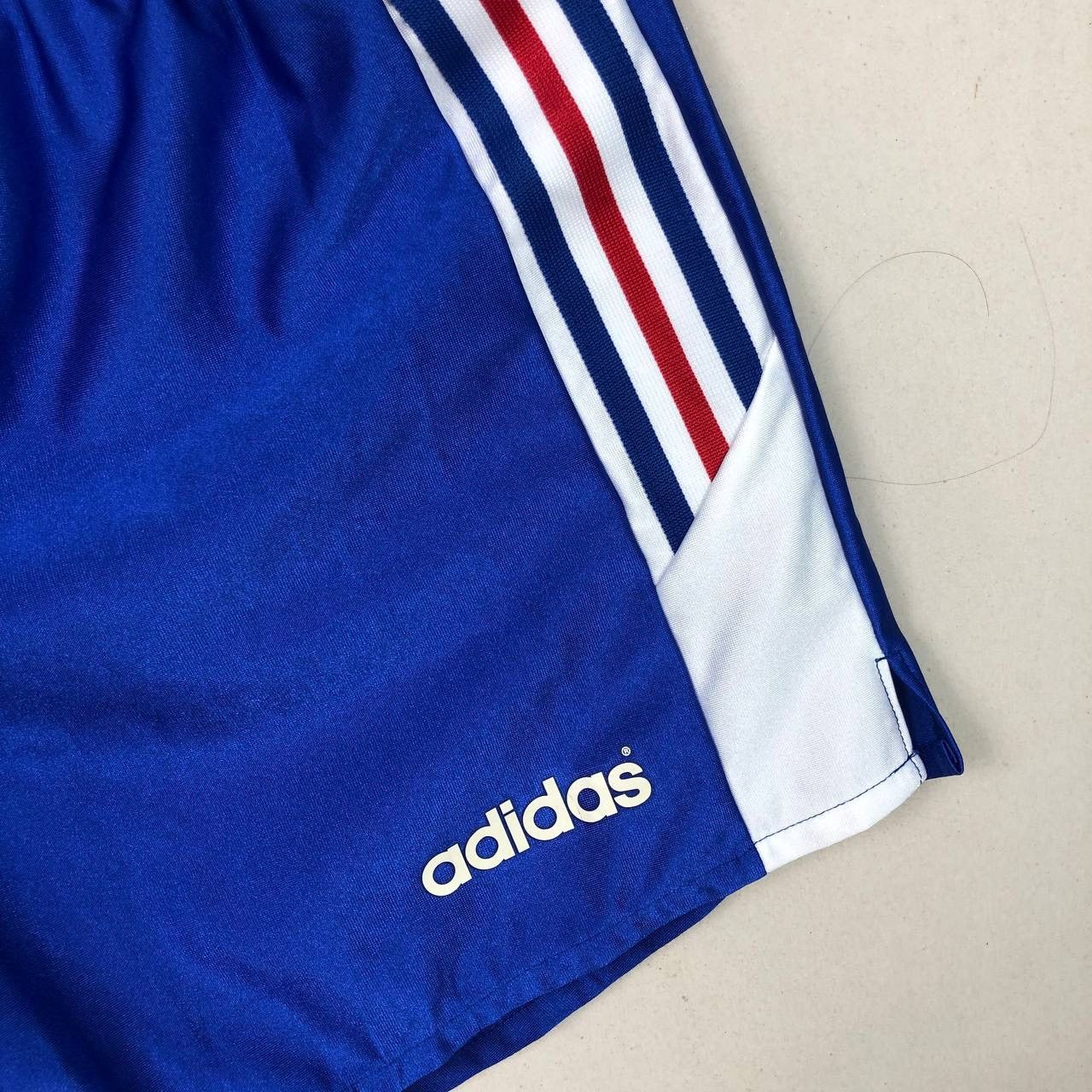 Adidas Vintage 1996 France FIFA Football Kit Template Jersey Size US S / EU 44-46 / 1 - 13 Thumbnail