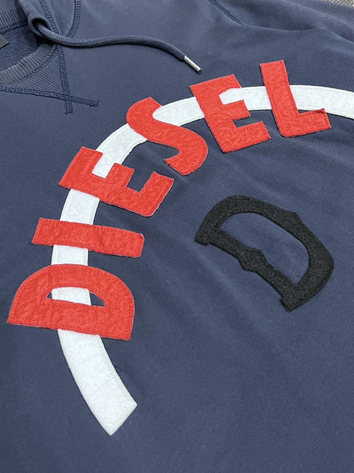 Diesel FYE🔥VINTAGE DIESEL Sun Faded Big Curve Spell-out Hoodie Size US S / EU 44-46 / 1 - 4 Thumbnail