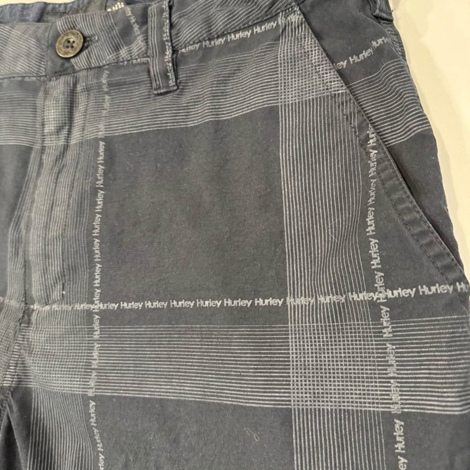 Hurley Hurley Plaid All Over Logo Flat Front Chino Shorts Men's 30 Size US 30 / EU 46 - 3 Thumbnail