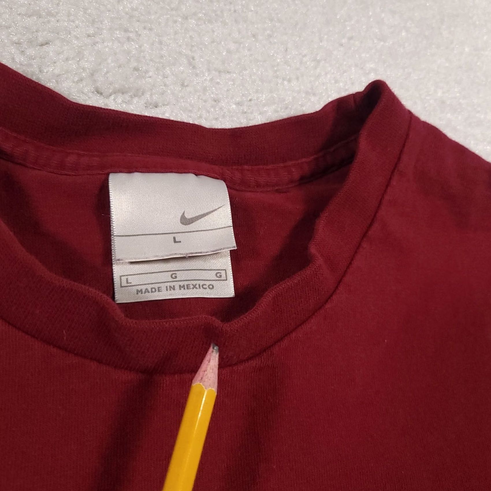 Nike VINTAGE Nike Shirt Men Large Red Embroidery Swoosh Crew Neck Y2K 2000s Streetwear Mens Blox Size US L / EU 52-54 / 3 - 6 Thumbnail