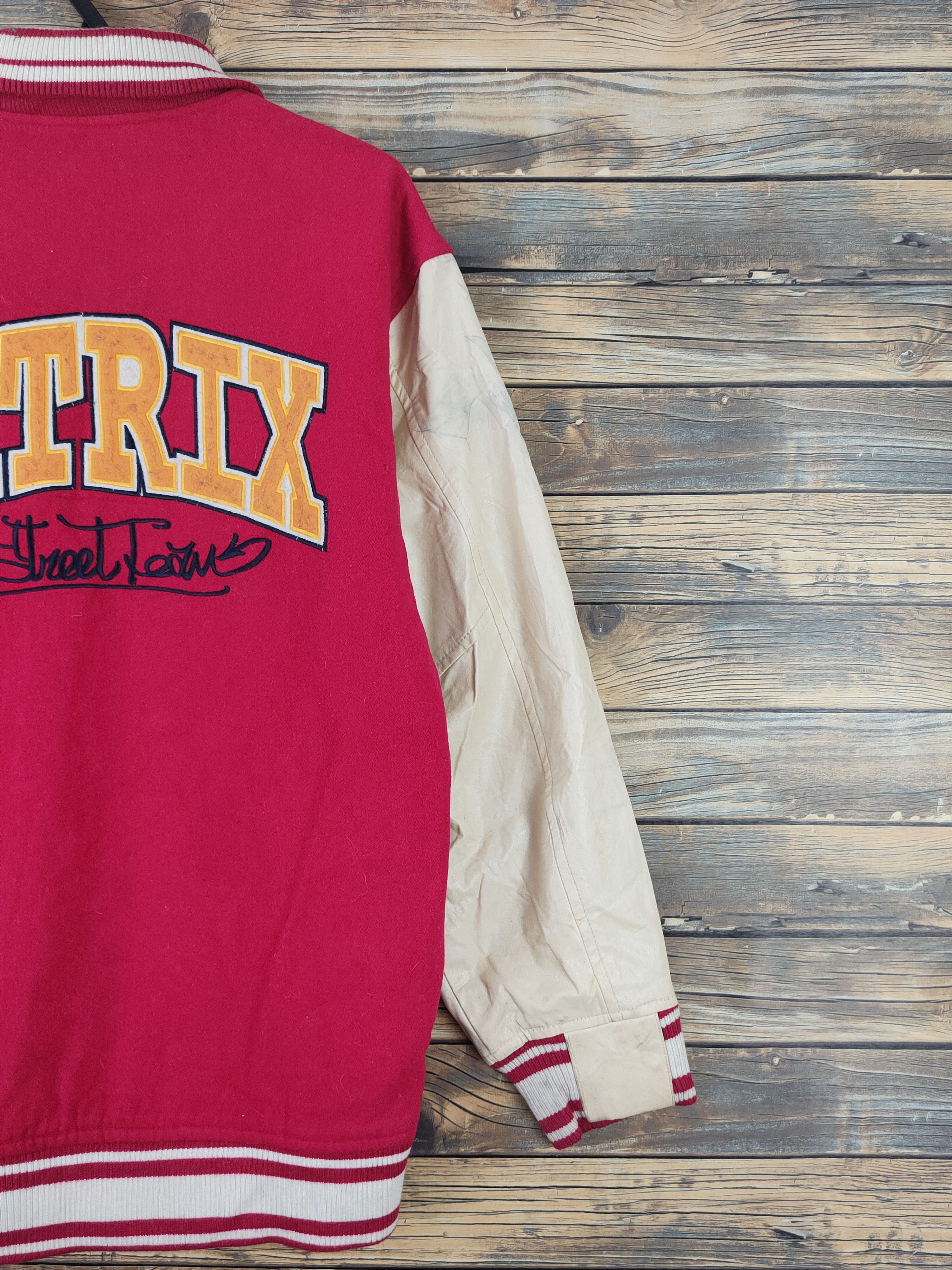 Japanese Brand DL Amore Puro Red Cream Varsity Jackets #W1111 Size US L / EU 52-54 / 3 - 4 Thumbnail