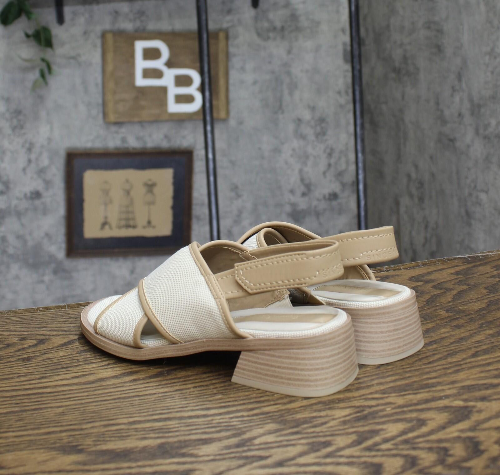 Other Nwt Franco Sarto Heeled Sandals J4225m1 Natural White 7m Size US 7 / IT 37 - 2 Thumbnail