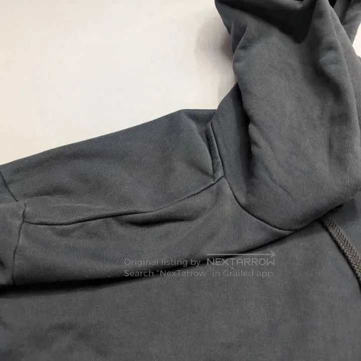 Balenciaga Balenciaga Logo Pullover Hoodie in Navy Blue. Size US L / EU 52-54 / 3 - 3 Thumbnail