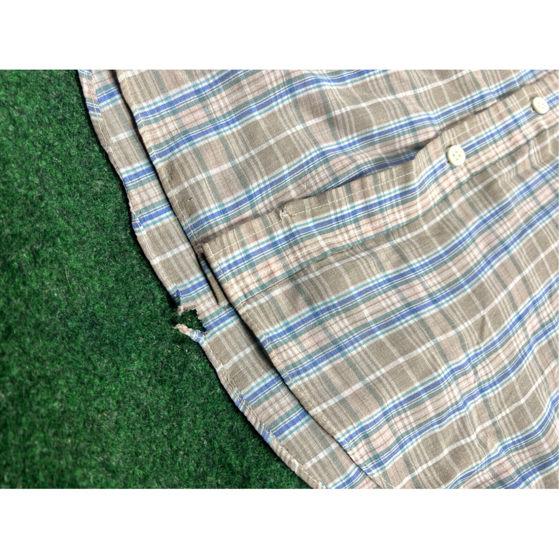 Vintage Vintage 80s 90s Royal Knight Plaid Sz Medium Button Up Dress Shirt Size 40R - 6 Thumbnail