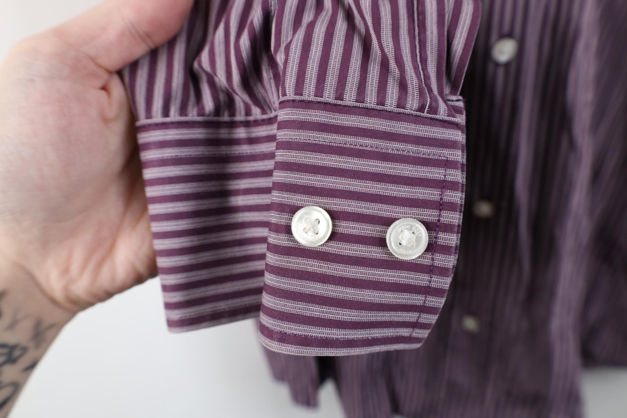 Hugo Boss Hugo Boss Slim Fit Distressed Striped Collared Button Shirt Size US M / EU 48-50 / 2 - 7 Thumbnail