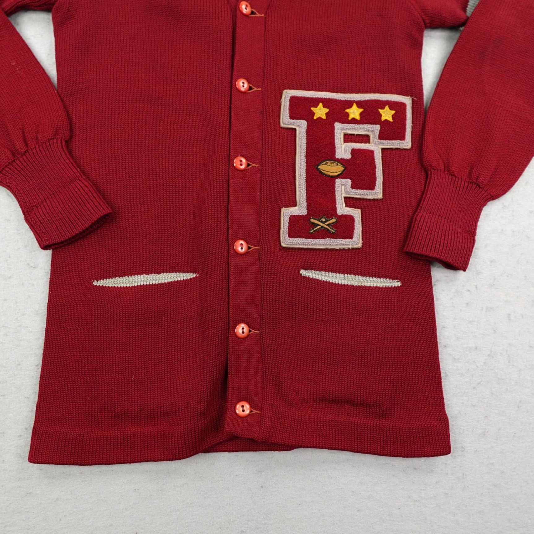 Vintage VINTAGE Albion Cardigan Mens Small Red Wool Varsity 50s College Sweatshirt Cardigan - Long Sleeve Knit Wool Button Logo Pockets 1950s Mens Size US M / EU 48-50 / 2 - 3 Thumbnail
