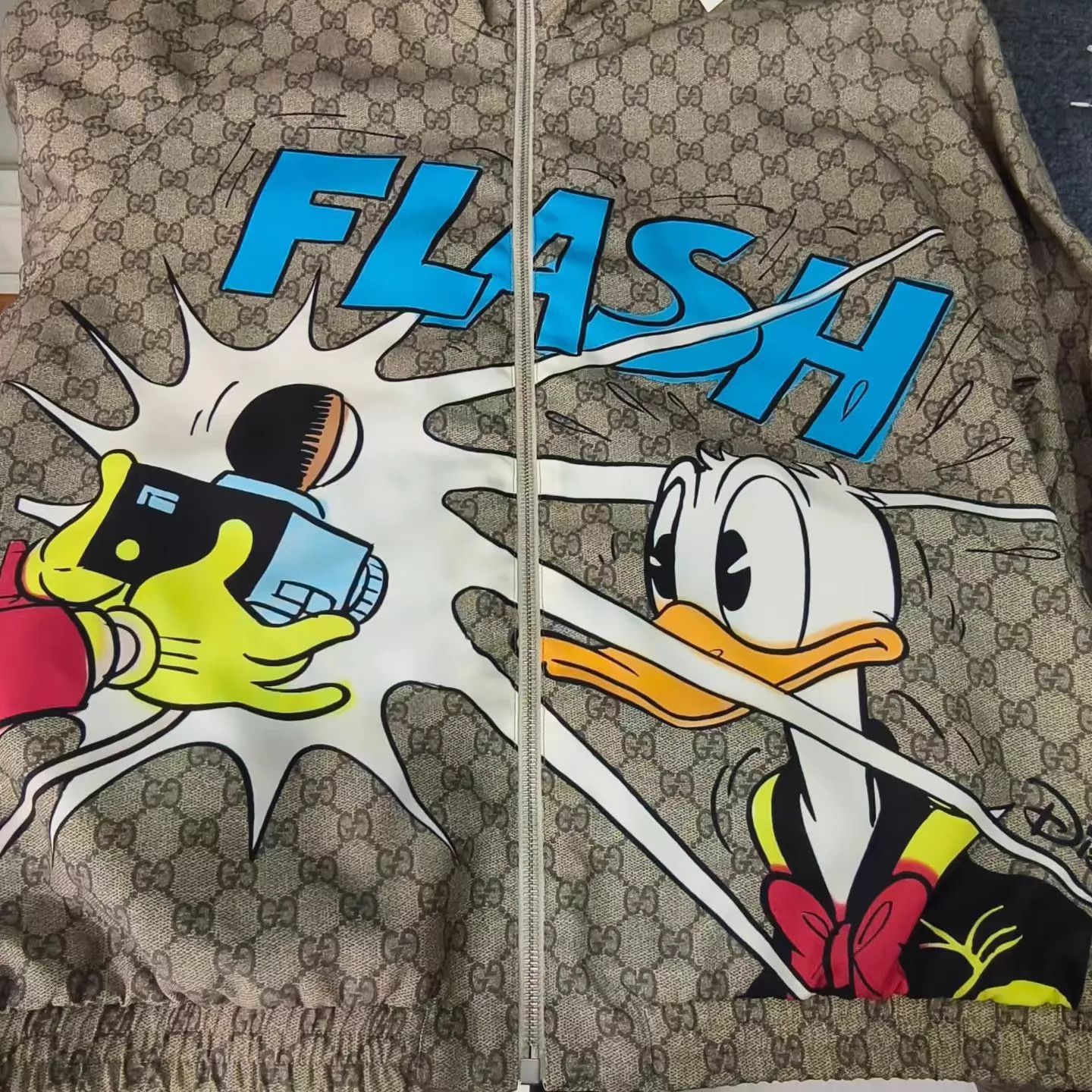 Gucci Gucci x Disney Donald Duck Full Print Jacket 48 99 Size US M / EU 48-50 / 2 - 5 Thumbnail