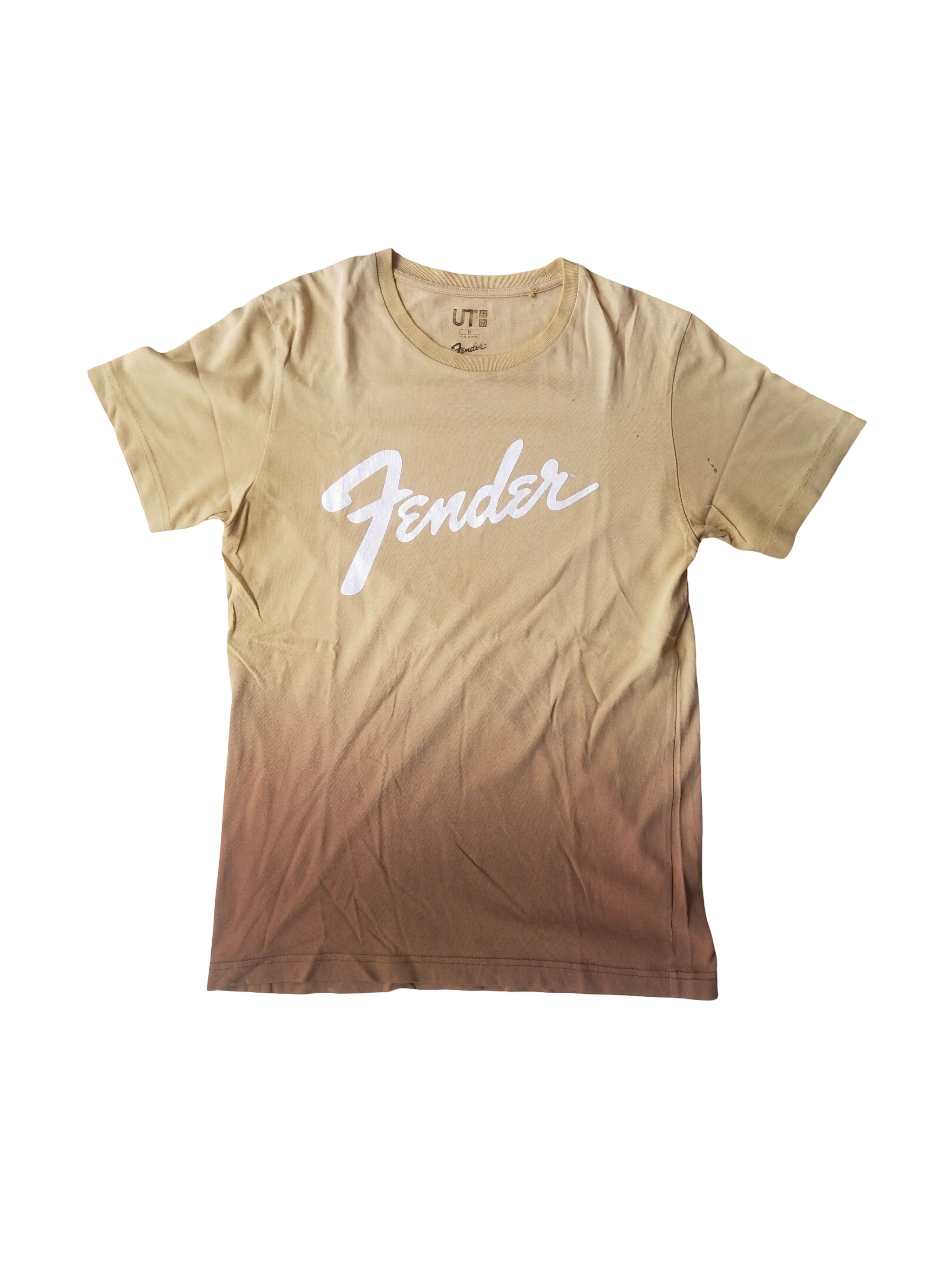 Band Tees Fender x Uniqlo Guitar Rock and Roll Graphic Tee Size US M / EU 48-50 / 2 - 1 Thumbnail