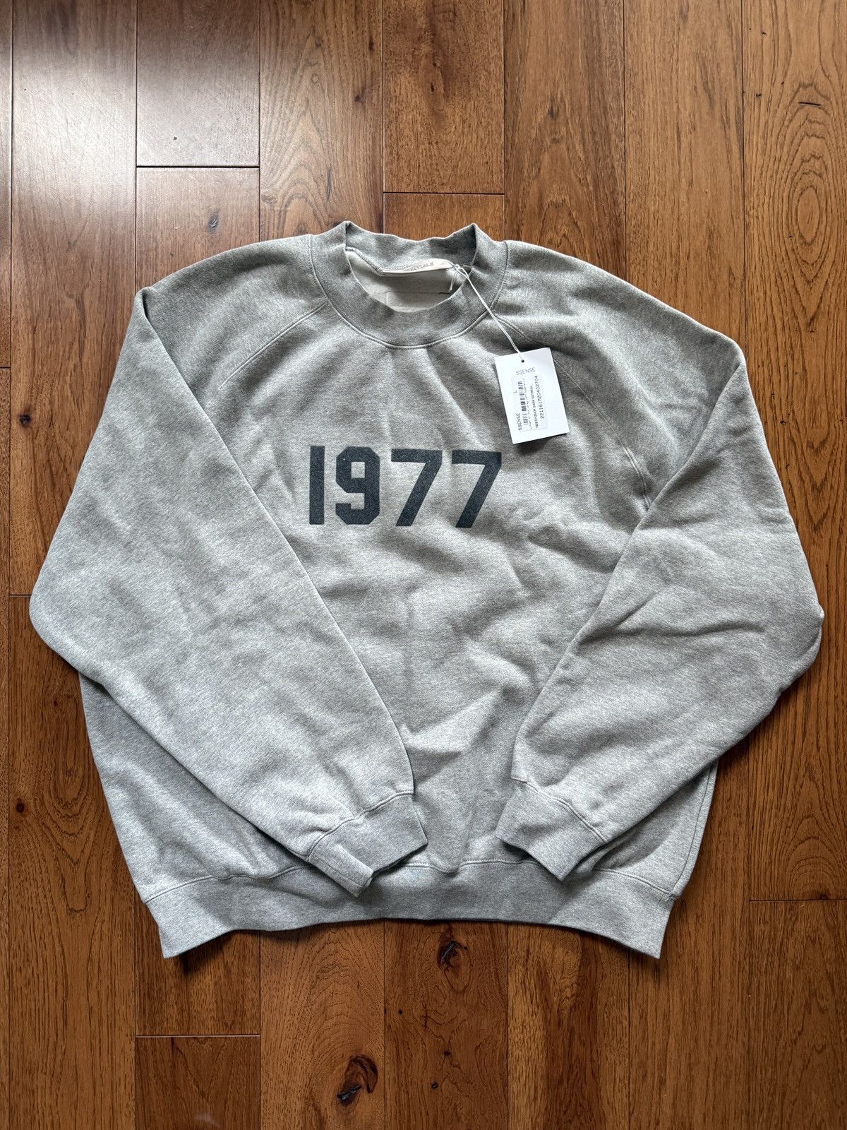 Essentials Fear of God Essentials Dark Oatmeal 1977 Crewneck Sweatshirt Size US L / EU 52-54 / 3 - 1 Thumbnail