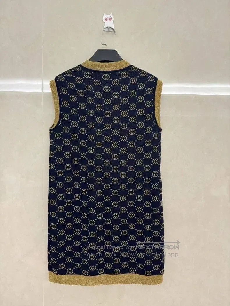 Gucci Gucci Cashmere blended knitted gold thread jacquad stitchi Size XS / US 0-2 / IT 36-38 - 2 Thumbnail