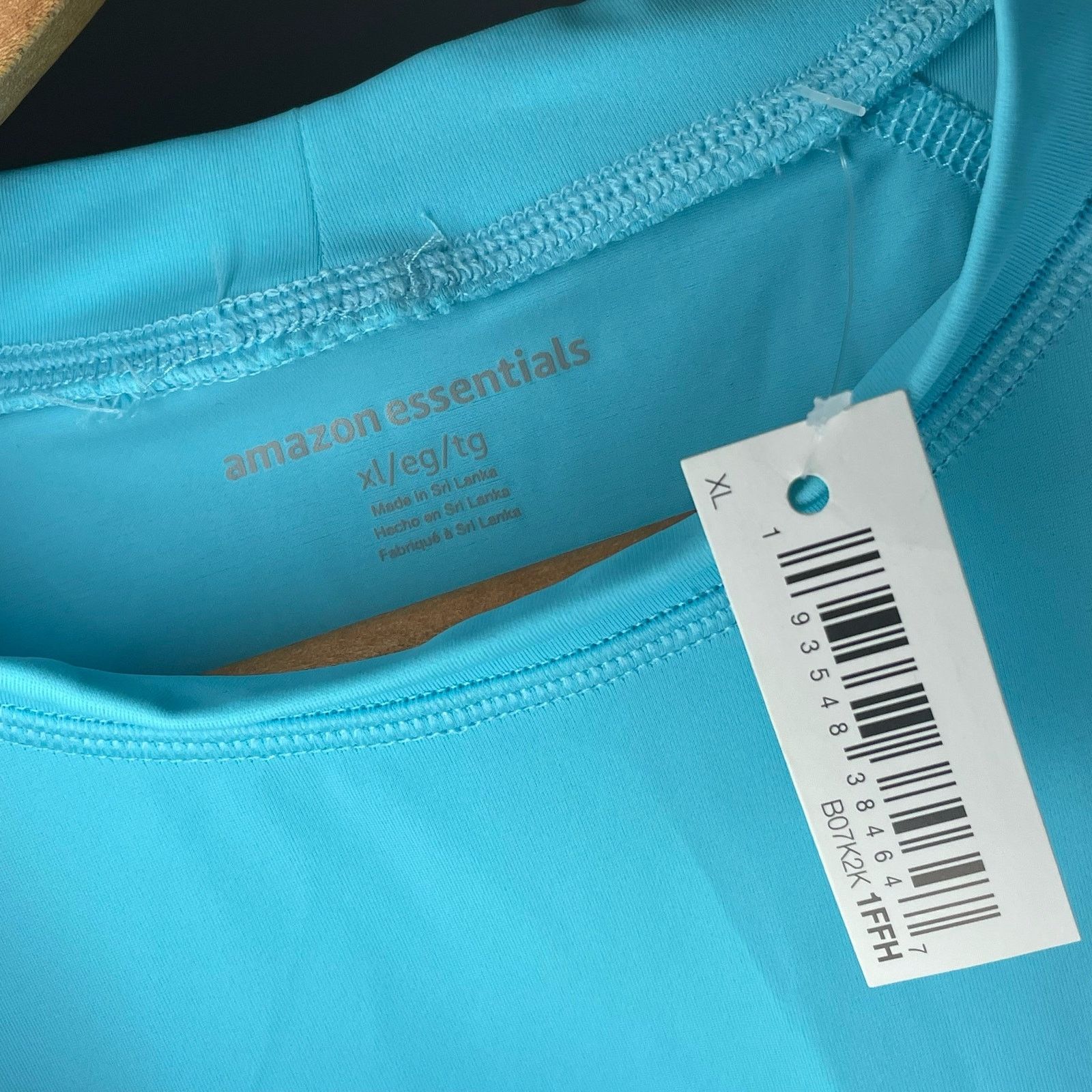 Other NWT Long Sleeve Rash Guard Size XL / US 12-14 / IT 48-50 - 2 Thumbnail