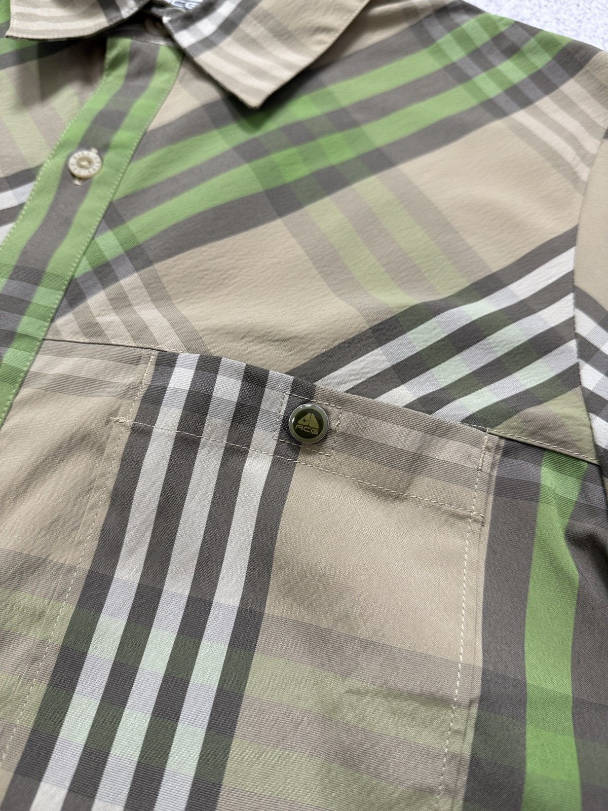 Nike ACG VINTAGE NIKE ACG BUTTON UP T-SHIRT Size US L / EU 52-54 / 3 - 7 Thumbnail