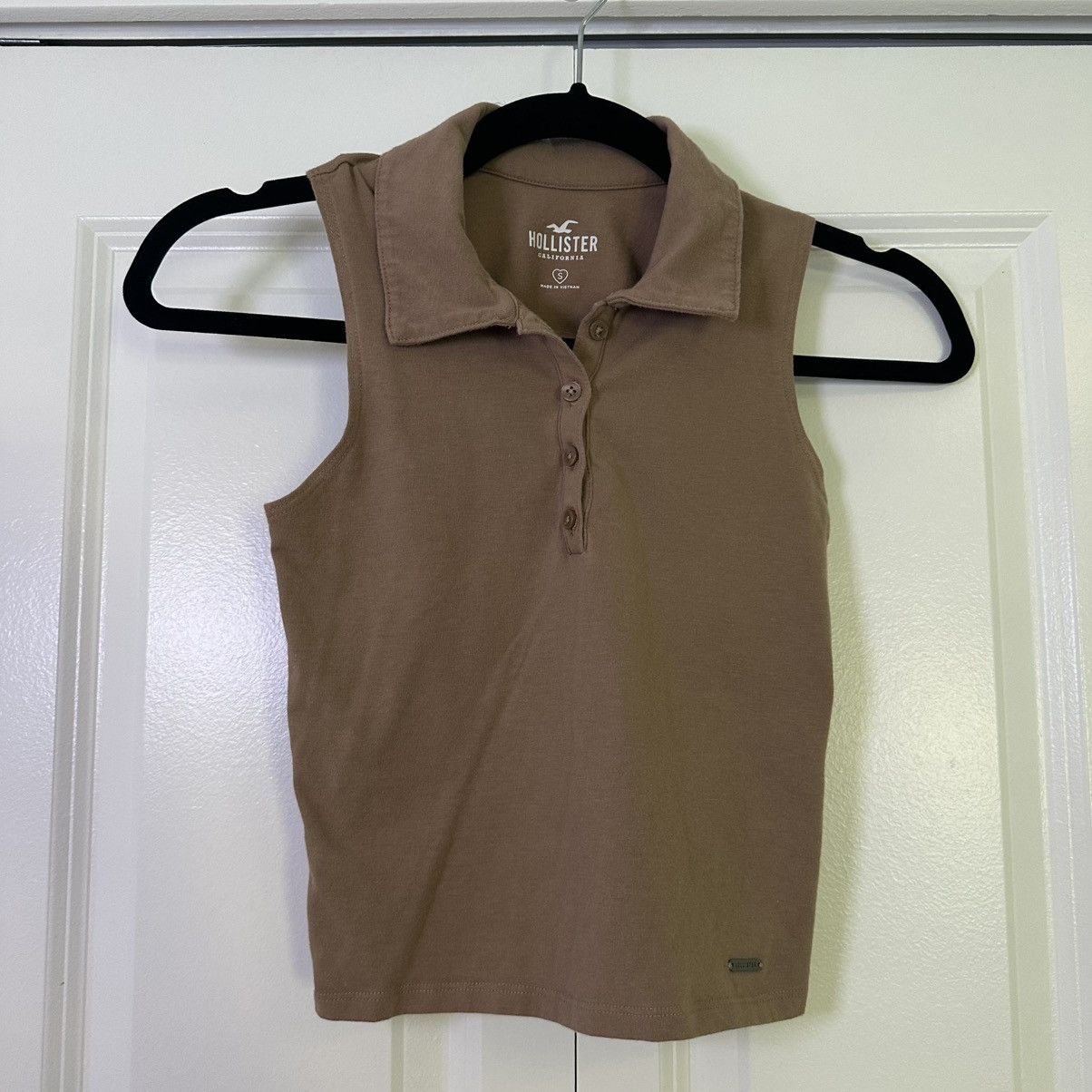 Hollister Hollister Women’s Collared Tank Brown Size Small Size S / US 4 / IT 40 - 1 Thumbnail