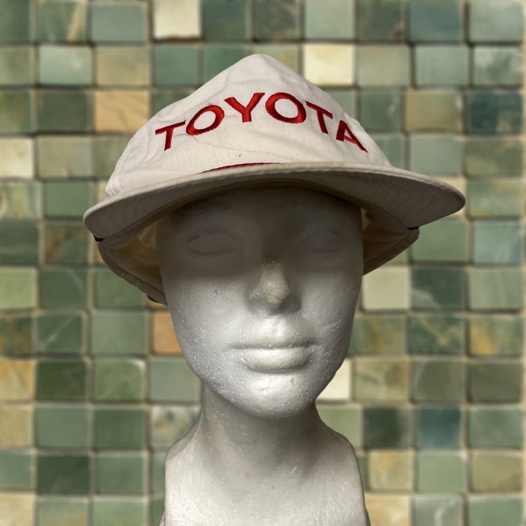 Vintage VINTAGE Toyota Corded Leather Hat White Adjustable Spellout Mens Size ONE SIZE - 1 Thumbnail