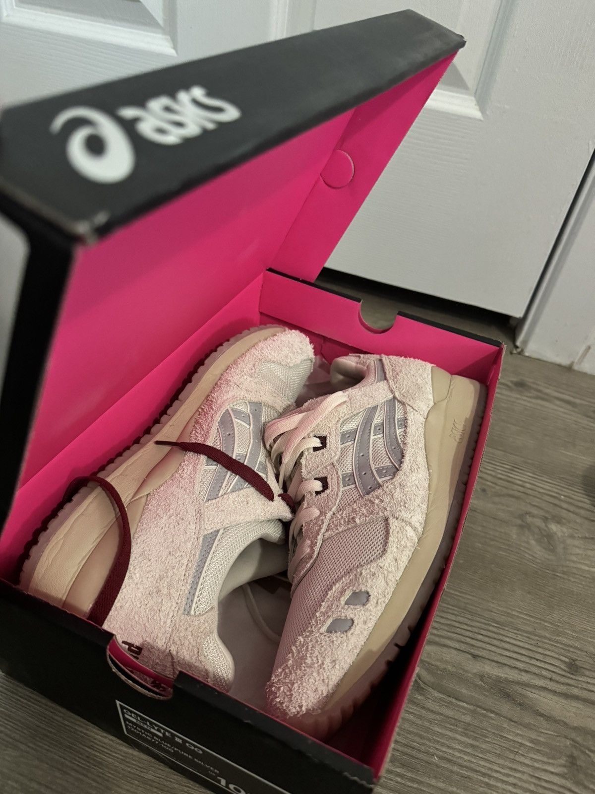 Asics × Pleasures Asics X Pleasures Gel Lyte 3 Size US 10.5 / EU 43-44 - 9 Thumbnail