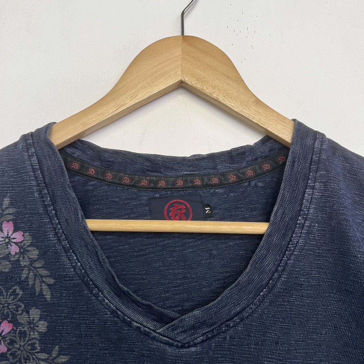 Indigo AUSTERE JAPAN KOROMO KYOTO INDIGO SUKAJAN SAKURA FLORAL TEE Size US M / EU 48-50 / 2 - 4 Thumbnail