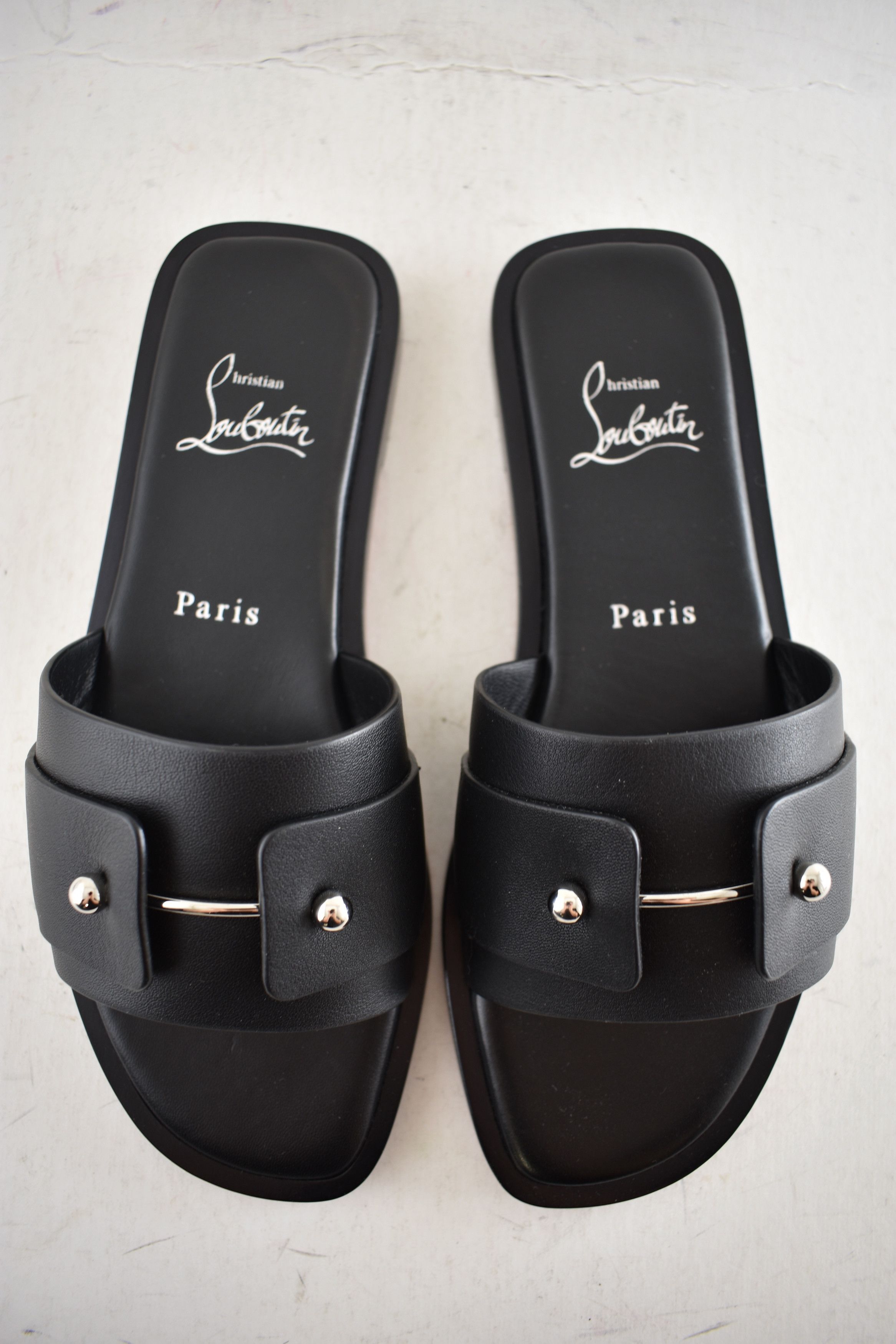 Christian Louboutin Chambelimule Donna Flat Black Calf Leather Slide Sandal 35 Size US 5 / IT 35 - 11 Thumbnail