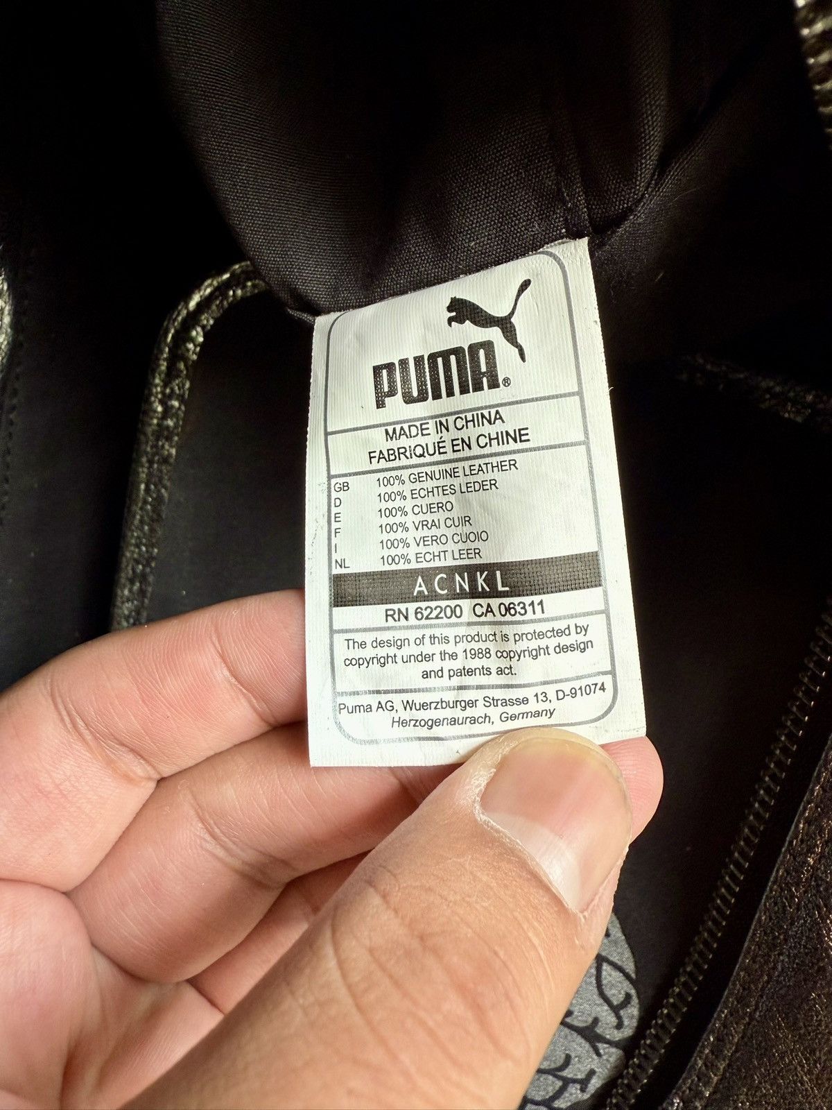 Puma Puma serpentine gallery john m armleder metallic bag 2008 Size ONE SIZE - 7 Thumbnail