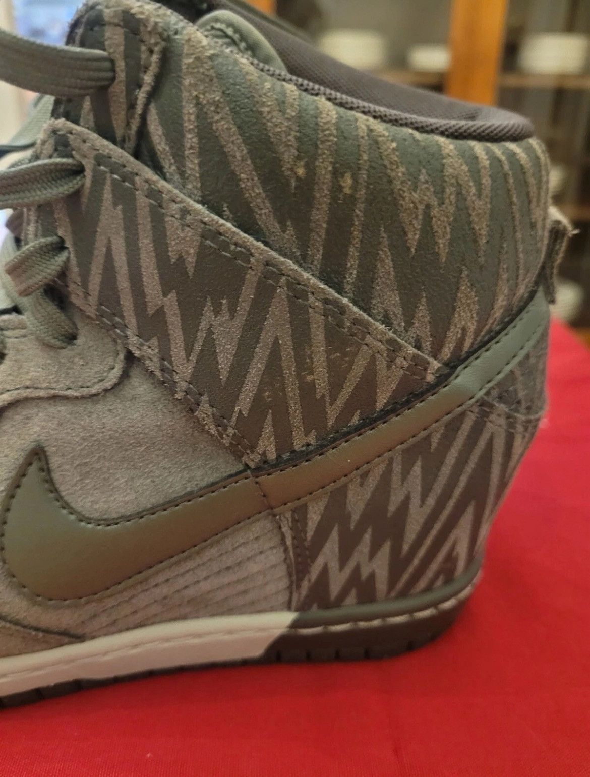 Nike 2013 Nike Dunk Sky High Print Dark Mica Green/Sea Spray Size US 7 / IT 37 - 13 Thumbnail