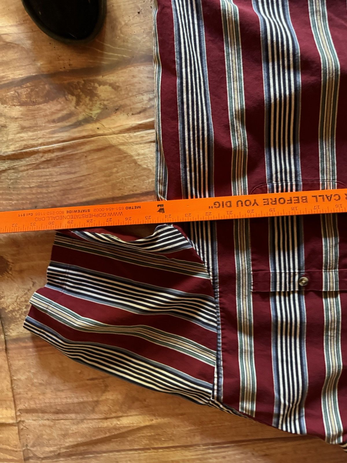 Vintage Vintage Striped Red Shirt Size US XL / EU 56 / 4 - 7 Thumbnail